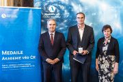 2025-11-06_Medaile AV ČR_web-023