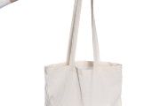2024-08-13_Merch_AV_vitrina_fullres-30