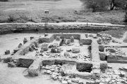 Archeologický odkryv desátého kostela v roce 1964